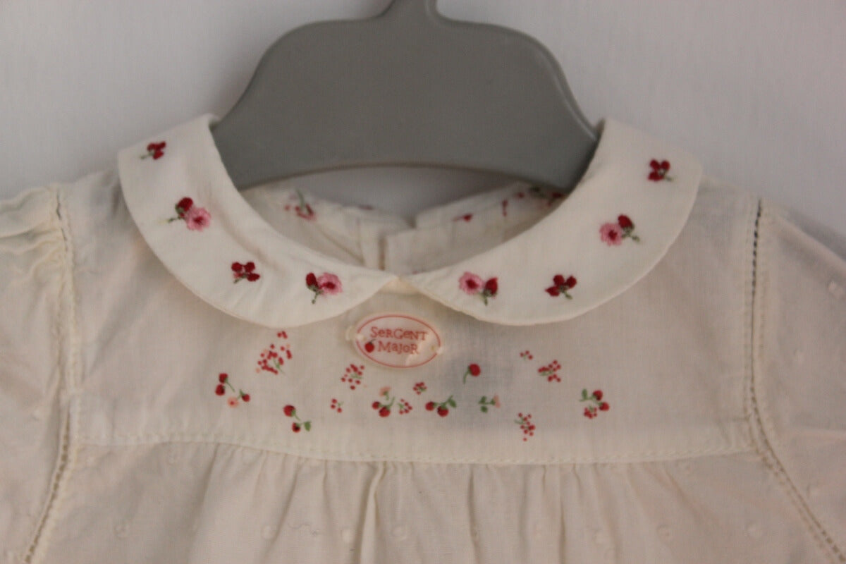 preloved katoenen creme blouse met korte mouwen in maat 62 voor een baby meisje van sergent major