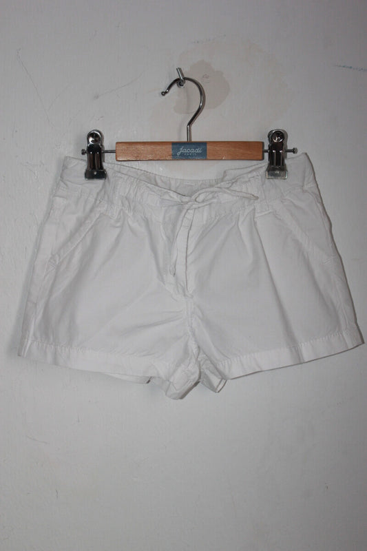 tweedehands katoenen witte korte broek in maat 128 voor een meisje van tao
