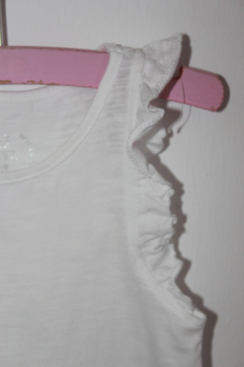 preloved wit mouwloos shirtje met volants in maat 92 voor een meisje van tex