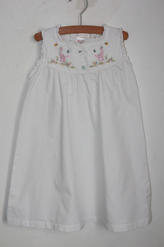 tweedehands katoenen wit mouwloos nachthemd in maat 92-98 van zara home