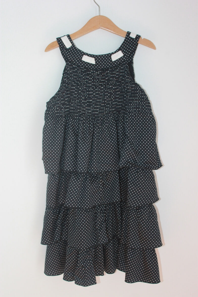 preloved katoenen zomerse mouwloze zwarte jurk met witte stipjes in maat 146 van zara