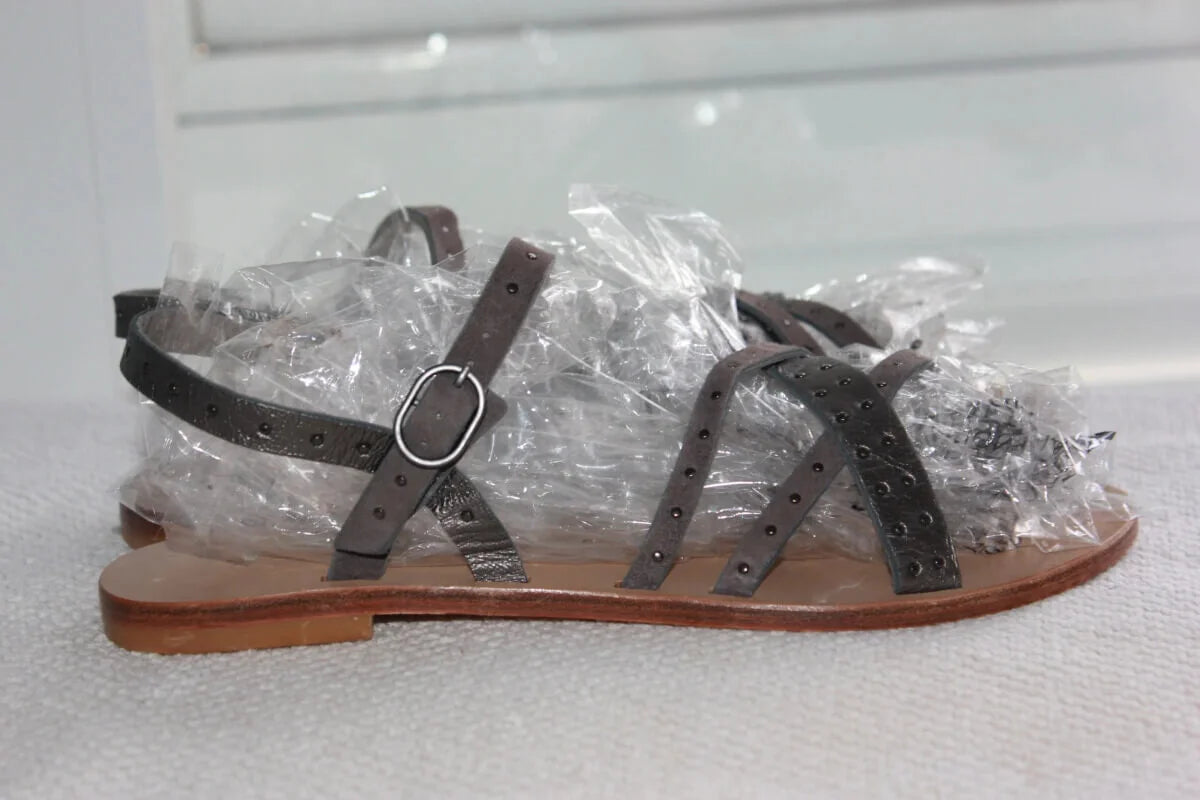 Preloved grijze leren sandalen van bonpoint in maat 36 voor een meisje