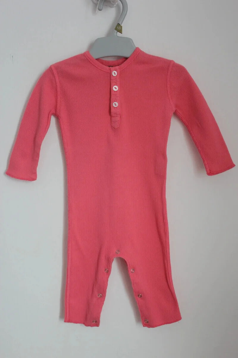 tweedehands katoenen koraalroze voetloze playsuit met lange mouwen van bonton in maat 62 voor een baby meisje