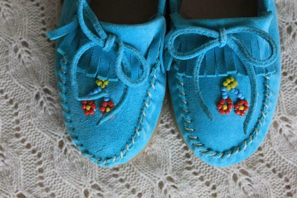 tweedehands blauwe suede mocassins in maat 34 van bonpoint voor een meisje