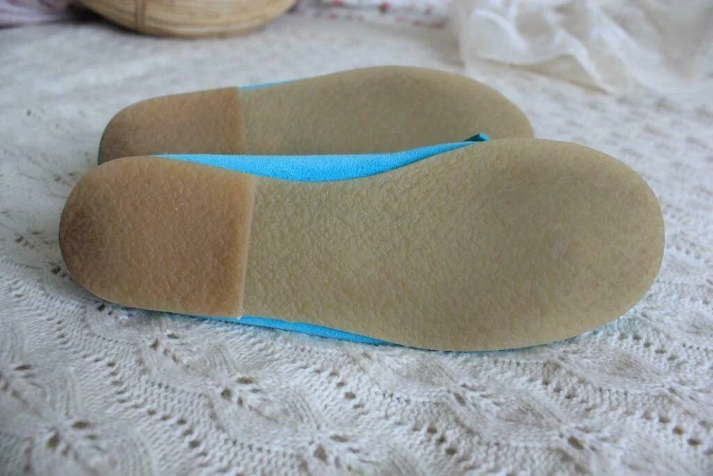 tweedehands blauwe suede mocassins in maat 34 van bonpoint voor een meisje