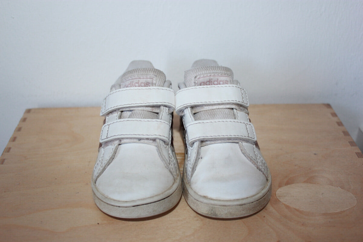 tweedehands-adidas-gympen-wit-roze-maat-20-baby-meisje