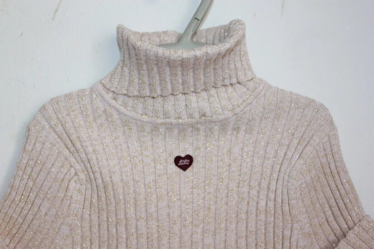 tweedehands-beige-goud-coltrui-korte-mouwen-maat-98-meisje-lili-gaufrette