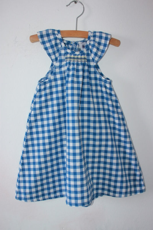 blauw-wit-geruite-gesmockte-jurk-korte-mouwen-maat-80-petit-bateau