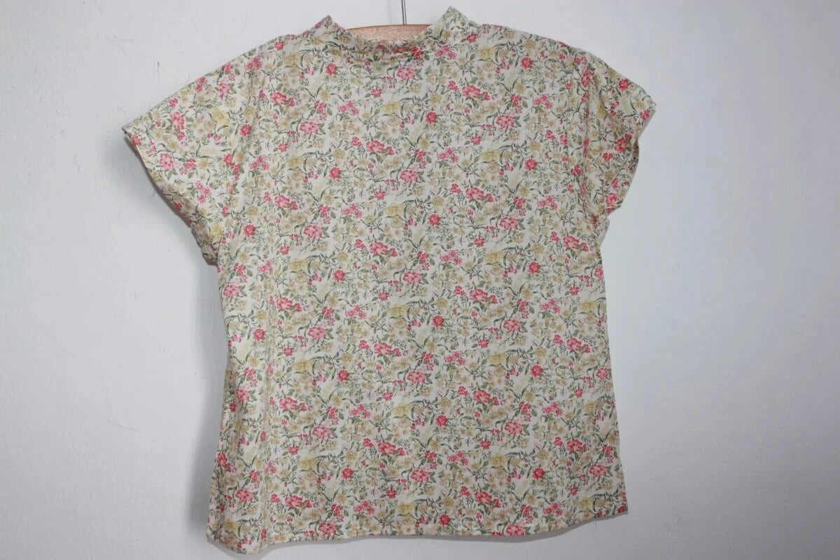 tweedehands-gebloemde-blouse-multicolour-korte-mouwen-el-lagarto-esta-llorando-maat-92-meisje