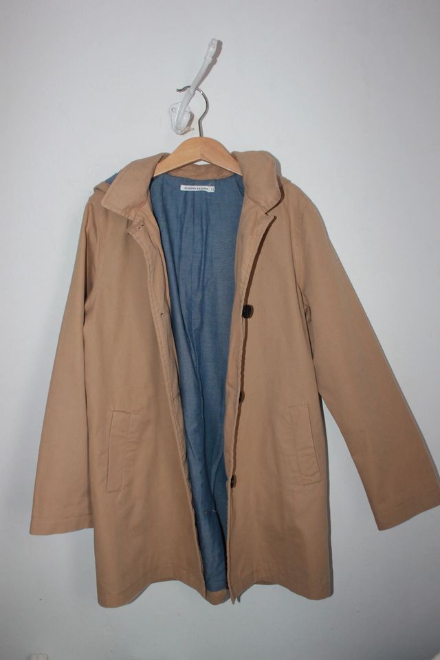 tweedehands-camel-trenchcoat-maat-140-monoprix