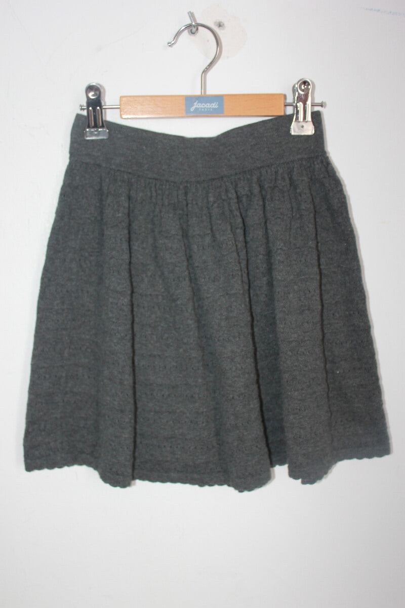 tweedehands-donkergrijze-ajour-rok-maat-122-meisje-monoprix