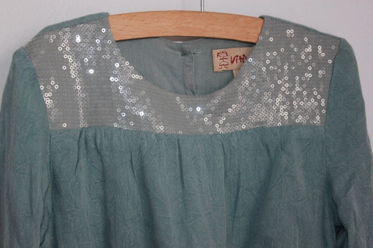 groene-jurk-gouden-pailletten-maat-98-vitivic