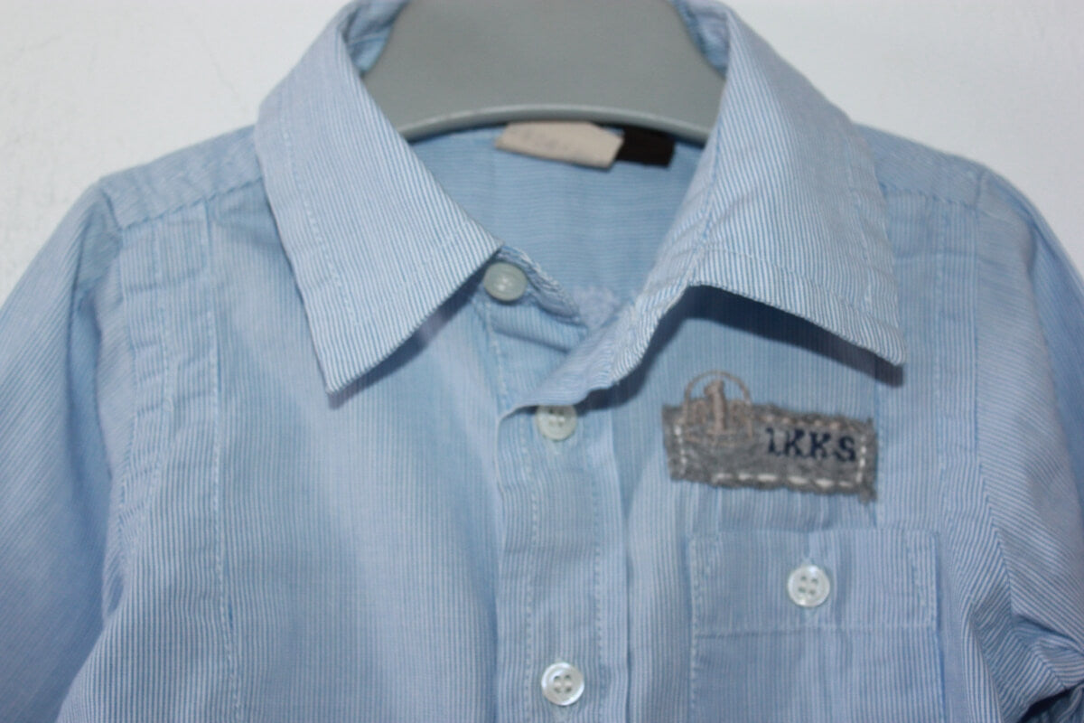 tweedehands-lichtblauw-wit-gestreept-overhemd-maat-62-ikks-baby-jongen