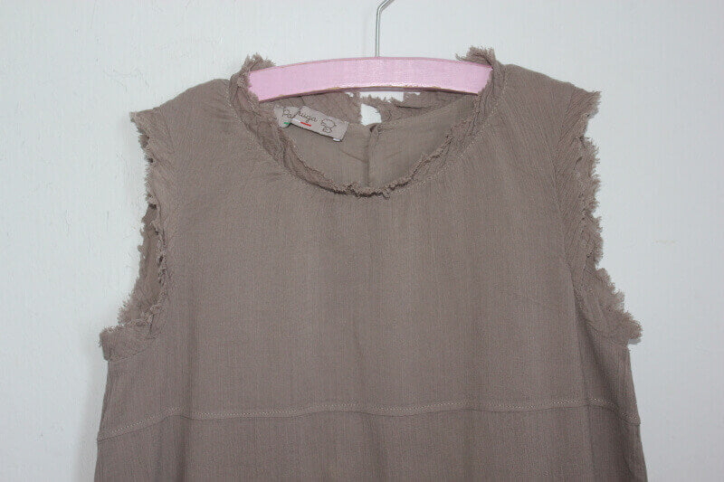 beige-mouwloze-zomerse-jurk-maat-128-paperuga