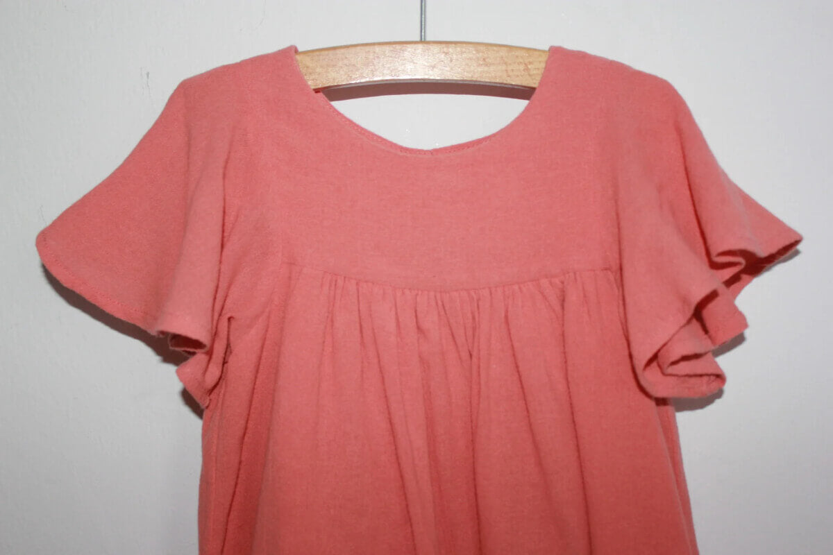 tweedehands-koraalroze-zomerse-jurk-korte-mouwen-maat-92-monoprix