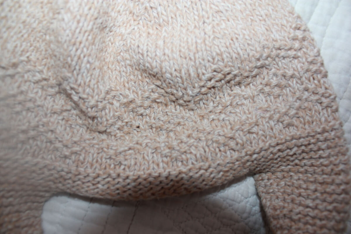 tweedehands-beige-gebreide-unisex-muts-stella-james-maat-80-baby