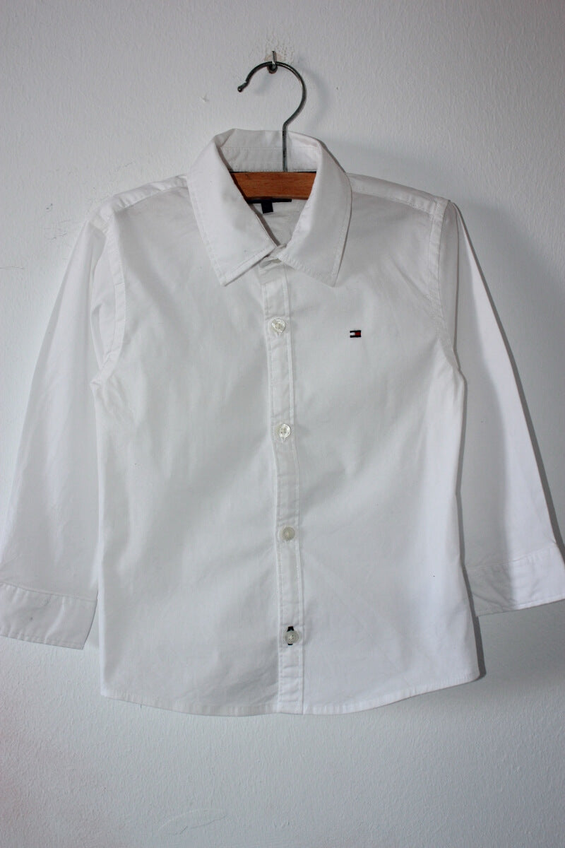 tweedehands-wit-overhemd-lange-mouwen-maat-92-jongen-tommy-hilfiger